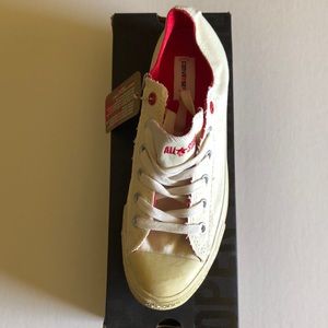 Unisex ( CONVERSE ) Red Chuck Taylor All Star sneakers